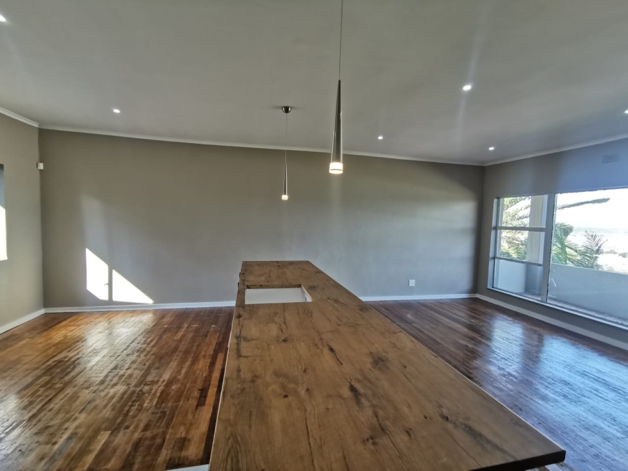 3 Bedroom Property for Sale in Van Riebeeck Hoogte Eastern Cape